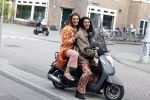 Amsterdam 29 april 2022
Opening Restaurant Poppys van Moise Trustfull Carola Kirschbaum en Britt Scholte in de amsterdamse pijp. Moise en Quinty Trustfull