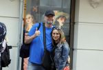 Amsterdam 7 mei 2022
Raymond v Barneveld met zijn vriendin/ verloofde Julia Evans op de pc hooftstraat.