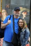 Amsterdam 7 mei 2022
Raymond v Barneveld met zijn vriendin/ verloofde Julia Evans op de pc hooftstraat.