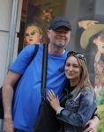 Amsterdam 7 mei 2022
Raymond v Barneveld met zijn vriendin/ verloofde Julia Evans op de pc hooftstraat.