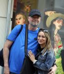 Amsterdam 7 mei 2022
Raymond v Barneveld met zijn vriendin/ verloofde Julia Evans op de pc hooftstraat.