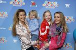 Amsterdam 1 mei 2022
Premiere 2 kleine kleutertjes bedacht door Jan Smit .
Renee Gunning met zoontje en een vriendin