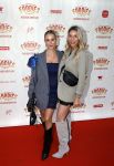 Amsterdam 10 mei 2022
Premiere Foodies in Tuschinski met oa Ilse warringa Holly Brood Sanne Langelaar Sanne Vogel Sinan Eroglu Quiah Shilue Roue Verveer en Johanna Hagen. Renee Vervoorn met haar dochter Lisa