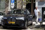 Amsterdam 19 april 2022
Robert Leroy in Amsterdam met zijn electrische BMW1X