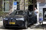 Amsterdam 19 april 2022
Robert Leroy in Amsterdam met zijn electrische BMW1X