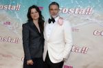 Amsterdam 20 april 2022
Premiere Costa in Tuschinski. Castleden oa , Katja Schuurman Abbey Hoes Soy Kroon Stephanie v Eer Oscar Aerts Sinan Eroglu Roeland Fernhout Tina de Bruin en Lisa Zweerman . De regisseur is Jon Karhaus en Diederik Jekel heeft het script geschreven.