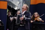 Maastricht 27 april 2022
Koningsdag wordt dit jaar in Maastricht gevierd . Aanwezig Koning Willem Alexander Koningin Maxima Prinses Amalia Prinses Alexia Prinses Ariane Prins Constantijn Prinses Laurentien Prins Maurits Prinses Marilene Prins Bernhard Prinses Annette Prins Floris Prinses Aimee Prins Pieter Christiaan en Prinses Annette. Rowwen Heze