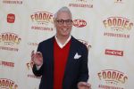 Amsterdam 10 mei 2022
Premiere Foodies in Tuschinski met oa Ilse warringa Holly Brood Sanne Langelaar Sanne Vogel Sinan Eroglu Quiah Shilue Roue Verveer en Johanna Hagen. Rudolph v Veen met zijn vrouw