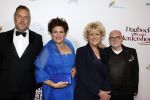 Maastricht 8 mei 2022
Premiere dagboek van en herdershond in het MECC .
Simone Kleinsma kwam met Serge Henri Valcke en Marjolein Touw met partner