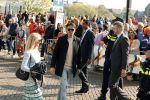 Maastricht 27 april 2022
Koningsdag wordt dit jaar in Maastricht gevierd . Aanwezig Koning Willem Alexander Koningin Maxima Prinses Amalia Prinses Alexia Prinses Ariane Prins Constantijn Prinses Laurentien Prins Maurits Prinses Marilene Prins Bernhard Prinses Annette Prins Floris Prinses Aimee Prins Pieter Christiaan en Prinses Annette. Steven jansen met de vrouyw van zijn compagnon en Dione Stax lopen over de route