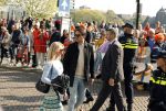 Maastricht 27 april 2022
Koningsdag wordt dit jaar in Maastricht gevierd . Aanwezig Koning Willem Alexander Koningin Maxima Prinses Amalia Prinses Alexia Prinses Ariane Prins Constantijn Prinses Laurentien Prins Maurits Prinses Marilene Prins Bernhard Prinses Annette Prins Floris Prinses Aimee Prins Pieter Christiaan en Prinses Annette. Steven jansen met de vrouyw van zijn compagnon en Dione Stax lopen over de route