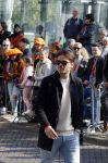 Maastricht 27 april 2022
Koningsdag wordt dit jaar in Maastricht gevierd . Aanwezig Koning Willem Alexander Koningin Maxima Prinses Amalia Prinses Alexia Prinses Ariane Prins Constantijn Prinses Laurentien Prins Maurits Prinses Marilene Prins Bernhard Prinses Annette Prins Floris Prinses Aimee Prins Pieter Christiaan en Prinses Annette. Steven jansen met de vrouyw van zijn compagnon en Dione Stax lopen over de route