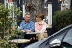 Amsterdam 5 mei 2022
Tom Egbers en janke Dekker samen op terras in Amsterdam zuid