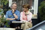 Amsterdam 5 mei 2022
Tom Egbers en janke Dekker samen op terras in Amsterdam zuid
