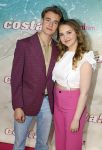 Amsterdam 20 april 2022
Premiere Costa in Tuschinski. Castleden oa , Katja Schuurman Abbey Hoes Soy Kroon Stephanie v Eer Oscar Aerts Sinan Eroglu Roeland Fernhout Tina de Bruin en Lisa Zweerman . De regisseur is Jon Karhaus en Diederik Jekel heeft het script geschreven. Tommy v Lent en Noa Zwan