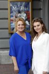 Amsterdam 19 april 2022
Castpresentatie van Les Miserables met oa Sem Gerritsma, Channah Hewitt Mark Roy Luykx Ellen Pieters Milan van Waardenburg Freek Bartels Vajen van den Bosch Producenten Hans Cornelissen en Ruud de Graaf in Koninklijk Theater Carre.