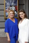 Amsterdam 19 april 2022
Castpresentatie van Les Miserables met oa Sem Gerritsma, Channah Hewitt Mark Roy Luykx Ellen Pieters Milan van Waardenburg Freek Bartels Vajen van den Bosch Producenten Hans Cornelissen en Ruud de Graaf in Koninklijk Theater Carre.