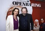 Amsterdam 13 april 2022
Premiere de openbaring in de melkweg met in de hoofdrollen Monic Hendrickx en Victor Low.