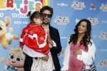 Amsterdam 1 mei 2022
Premiere 2 kleine kleutertjes bedacht door Jan Smit .
Waylon kwam met zijn zwangere vriendin Bibi Breijman en hun dochter