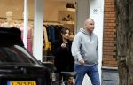 Amsterdam 5 mei 2023
Amandag Balk en haar vriend Ed den Hollander op straat in Amsterdam zuid. Ed rijdt in een prachtige Rolls Royce.