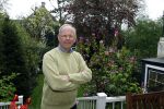 Rotterdam 22 april 2023
Arnold Vredenbregt gefotografeerd in zijn tuin.