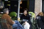 Amsterdam 12 mei 2023
Dick Maas en zijn vrouw Esme Lammers doen terrasje in Amsterdam zuid.