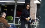 Amsterdam 12 mei 2023
Dick Maas en zijn vrouw Esme Lammers doen terrasje in Amsterdam zuid.