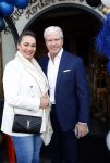 Noorden  30 april 2023
Gerard Joling viert zijn 63e verjaardag.
Dries Roelvink met zijn vrouw Honoria