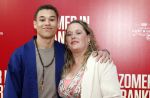 Amsterdam 24 april 2023
Premiere Zomer in Frankrijk in het ketelhuis met in de hoofdrollen oa Jasmine Sendar , Jan Kooijman , Fockeline Ouwerkerk Tjebbo Gerritsma en Marc de Cloe .
Eliyha Altena met moeder en familie