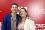 Amsterdam 24 april 2023
Premiere Zomer in Frankrijk in het ketelhuis met in de hoofdrollen oa Jasmine Sendar , Jan Kooijman , Fockeline Ouwerkerk Tjebbo Gerritsma en Marc de Cloe .
Eliyha Altena met moeder en familie