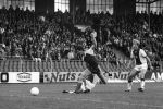 Amsterdam, 14 September  1980
AJAX-PSV, eindstand 5-2
Ernie Brandts en Wim Kieft