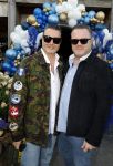 Noorden  30 april 2023
Gerard Joling viert zijn 63e verjaardag.
Fred v Leer met een vriend