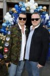 Noorden  30 april 2023
Gerard Joling viert zijn 63e verjaardag.
Fred v Leer met een vriend