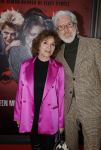 Amsterdam 21 april 2023
Premiere Sweeney Todd in het DeLaMar theater geproduceerd door Medialane.
Henriette Tol met partner