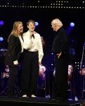 Amsterdam 22 mei 2023
Uitreiking Buma awards in Tuschinski Amsterdam.
Herman v Veen ontving uit handen van zijn dochters Babette v Veen en Anne v Veen de  lifetime Achievement award voor zijn hele carriere .Herman kwam met zijn vrouw Gaetane Bouchez.