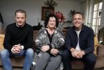 Den Bosch 24 april 2023
John de Bever en partner Kees de Bever kondigen extra concert aan en Caroline v d Plas als gast tijdens hun show in Ahoy. Ze ontvangen de pers in hun nieuwe huis / appartement.