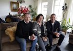 Den Bosch 24 april 2023
John de Bever en partner Kees de Bever kondigen extra concert aan en Caroline v d Plas als gast tijdens hun show in Ahoy. Ze ontvangen de pers in hun nieuwe huis / appartement.