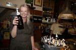 Amsterdam 20 april 2023
Presentatie  van blad de Linda in een cafe in het centrum van Amsterdam waar een bier gepresenteerd wordt. Het bier is in samenwerking met Grolsch. Karin Swerink