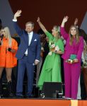 Rotterdam 27 april 2023
Koningsdag 2023 in Rotterdam met aanwezig Koning Willem Alexander, KoninginMaxima ,Prinses Amalia, Prinses Ariane ,Prins Constantijn ,Prinses Laurentien ,Prins Maurits ,Prinses Marilene ,Prins Bernhard ,Prinses Annette ,Prins Floris ,Prinses Aimee ,Prins Pieter Christiaan, en Prinses Anita .
Burgemeester Aboutaleb is de gastheer. Optreden van Lee Towers Davina Michelle en Ronnie Flex.