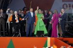 Rotterdam 27 april 2023
Koningsdag 2023 in Rotterdam met aanwezig Koning Willem Alexander, KoninginMaxima ,Prinses Amalia, Prinses Ariane ,Prins Constantijn ,Prinses Laurentien ,Prins Maurits ,Prinses Marilene ,Prins Bernhard ,Prinses Annette ,Prins Floris ,Prinses Aimee ,Prins Pieter Christiaan, en Prinses Anita .
Burgemeester Aboutaleb is de gastheer. Optreden van Lee Towers Davina Michelle en Ronnie Flex.