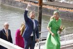 Rotterdam 27 april 2023
Koningsdag 2023 in Rotterdam met aanwezig Koning Willem Alexander, KoninginMaxima ,Prinses Amalia, Prinses Ariane ,Prins Constantijn ,Prinses Laurentien ,Prins Maurits ,Prinses Marilene ,Prins Bernhard ,Prinses Annette ,Prins Floris ,Prinses Aimee ,Prins Pieter Christiaan, en Prinses Anita .
Burgemeester Aboutaleb is de gastheer.