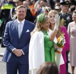 Rotterdam 27 april 2023
Koningsdag 2023 in Rotterdam met aanwezig Koning Willem Alexander, KoninginMaxima ,Prinses Amalia, Prinses Ariane ,Prins Constantijn ,Prinses Laurentien ,Prins Maurits ,Prinses Marilene ,Prins Bernhard ,Prinses Annette ,Prins Floris ,Prinses Aimee ,Prins Pieter Christiaan, en Prinses Anita .
Burgemeester Aboutaleb is de gastheer.