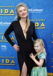 Scheveningen 23 april 2023
Premiere AIDA in het circustheater in Scheveningen .
Lauren Verster met dochter