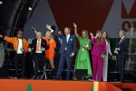 Rotterdam 27 april 2023
Koningsdag 2023 in Rotterdam met aanwezig Koning Willem Alexander, KoninginMaxima ,Prinses Amalia, Prinses Ariane ,Prins Constantijn ,Prinses Laurentien ,Prins Maurits ,Prinses Marilene ,Prins Bernhard ,Prinses Annette ,Prins Floris ,Prinses Aimee ,Prins Pieter Christiaan, en Prinses Anita .
Burgemeester Aboutaleb is de gastheer. Optreden van Lee Towers Davina Michelle en Ronnie Flex.