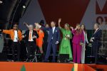 Rotterdam 27 april 2023
Koningsdag 2023 in Rotterdam met aanwezig Koning Willem Alexander, KoninginMaxima ,Prinses Amalia, Prinses Ariane ,Prins Constantijn ,Prinses Laurentien ,Prins Maurits ,Prinses Marilene ,Prins Bernhard ,Prinses Annette ,Prins Floris ,Prinses Aimee ,Prins Pieter Christiaan, en Prinses Anita .
Burgemeester Aboutaleb is de gastheer. Optreden van Lee Towers Davina Michelle en Ronnie Flex.