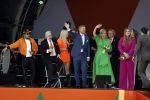 Rotterdam 27 april 2023
Koningsdag 2023 in Rotterdam met aanwezig Koning Willem Alexander, KoninginMaxima ,Prinses Amalia, Prinses Ariane ,Prins Constantijn ,Prinses Laurentien ,Prins Maurits ,Prinses Marilene ,Prins Bernhard ,Prinses Annette ,Prins Floris ,Prinses Aimee ,Prins Pieter Christiaan, en Prinses Anita .
Burgemeester Aboutaleb is de gastheer. Optreden van Lee Towers Davina Michelle en Ronnie Flex.