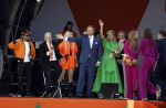 Rotterdam 27 april 2023
Koningsdag 2023 in Rotterdam met aanwezig Koning Willem Alexander, KoninginMaxima ,Prinses Amalia, Prinses Ariane ,Prins Constantijn ,Prinses Laurentien ,Prins Maurits ,Prinses Marilene ,Prins Bernhard ,Prinses Annette ,Prins Floris ,Prinses Aimee ,Prins Pieter Christiaan, en Prinses Anita .
Burgemeester Aboutaleb is de gastheer. Optreden van Lee Towers Davina Michelle en Ronnie Flex.
