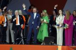 Rotterdam 27 april 2023
Koningsdag 2023 in Rotterdam met aanwezig Koning Willem Alexander, KoninginMaxima ,Prinses Amalia, Prinses Ariane ,Prins Constantijn ,Prinses Laurentien ,Prins Maurits ,Prinses Marilene ,Prins Bernhard ,Prinses Annette ,Prins Floris ,Prinses Aimee ,Prins Pieter Christiaan, en Prinses Anita .
Burgemeester Aboutaleb is de gastheer. Optreden van Lee Towers Davina Michelle en Ronnie Flex.