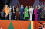 Rotterdam 27 april 2023
Koningsdag 2023 in Rotterdam met aanwezig Koning Willem Alexander, KoninginMaxima ,Prinses Amalia, Prinses Ariane ,Prins Constantijn ,Prinses Laurentien ,Prins Maurits ,Prinses Marilene ,Prins Bernhard ,Prinses Annette ,Prins Floris ,Prinses Aimee ,Prins Pieter Christiaan, en Prinses Anita .
Burgemeester Aboutaleb is de gastheer. Optreden van Lee Towers Davina Michelle en Ronnie Flex.