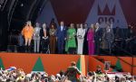 Rotterdam 27 april 2023
Koningsdag 2023 in Rotterdam met aanwezig Koning Willem Alexander, KoninginMaxima ,Prinses Amalia, Prinses Ariane ,Prins Constantijn ,Prinses Laurentien ,Prins Maurits ,Prinses Marilene ,Prins Bernhard ,Prinses Annette ,Prins Floris ,Prinses Aimee ,Prins Pieter Christiaan, en Prinses Anita .
Burgemeester Aboutaleb is de gastheer. Optreden van Lee Towers Davina Michelle en Ronnie Flex.